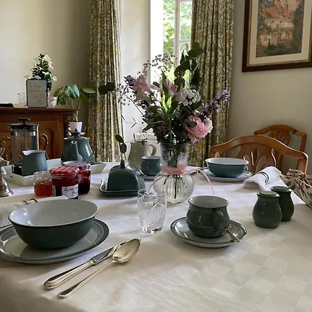 Bed & Breakfast Le Manoir Aux Volets Verts With Hot Tub Salerm