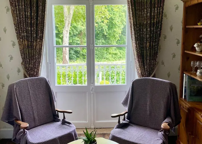 Le Manoir Aux Volets Verts With Hot Tub 3* Salerm