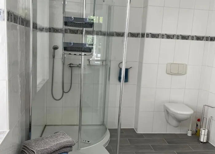 Le Manoir Aux Volets Verts With Hot Tub Отель типа 